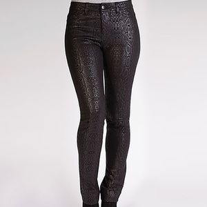 Liverpool jeans company - stretchy comfortable black snakeskin pants.